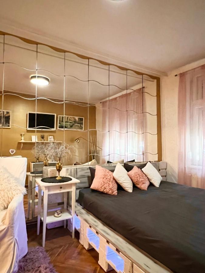 Studio Mosilor Apartamento Bucareste Exterior foto